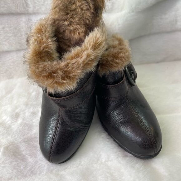 B.O.C brown leather clogs with faux leather lining rubber soles 4” hee… - Picture 3 of 9